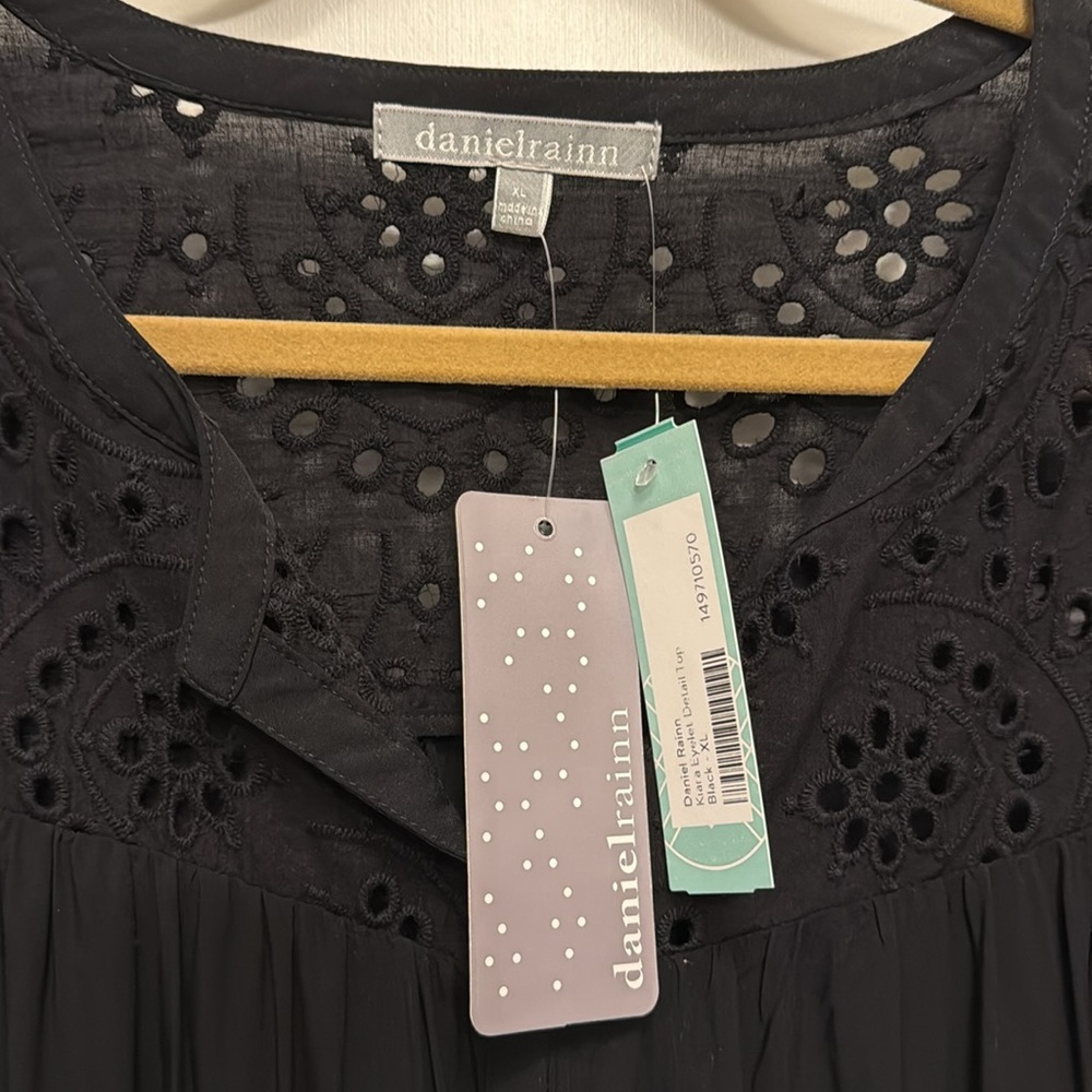 Daniel  Rains  Black Eyelet Blouse - Picture 2 of 4